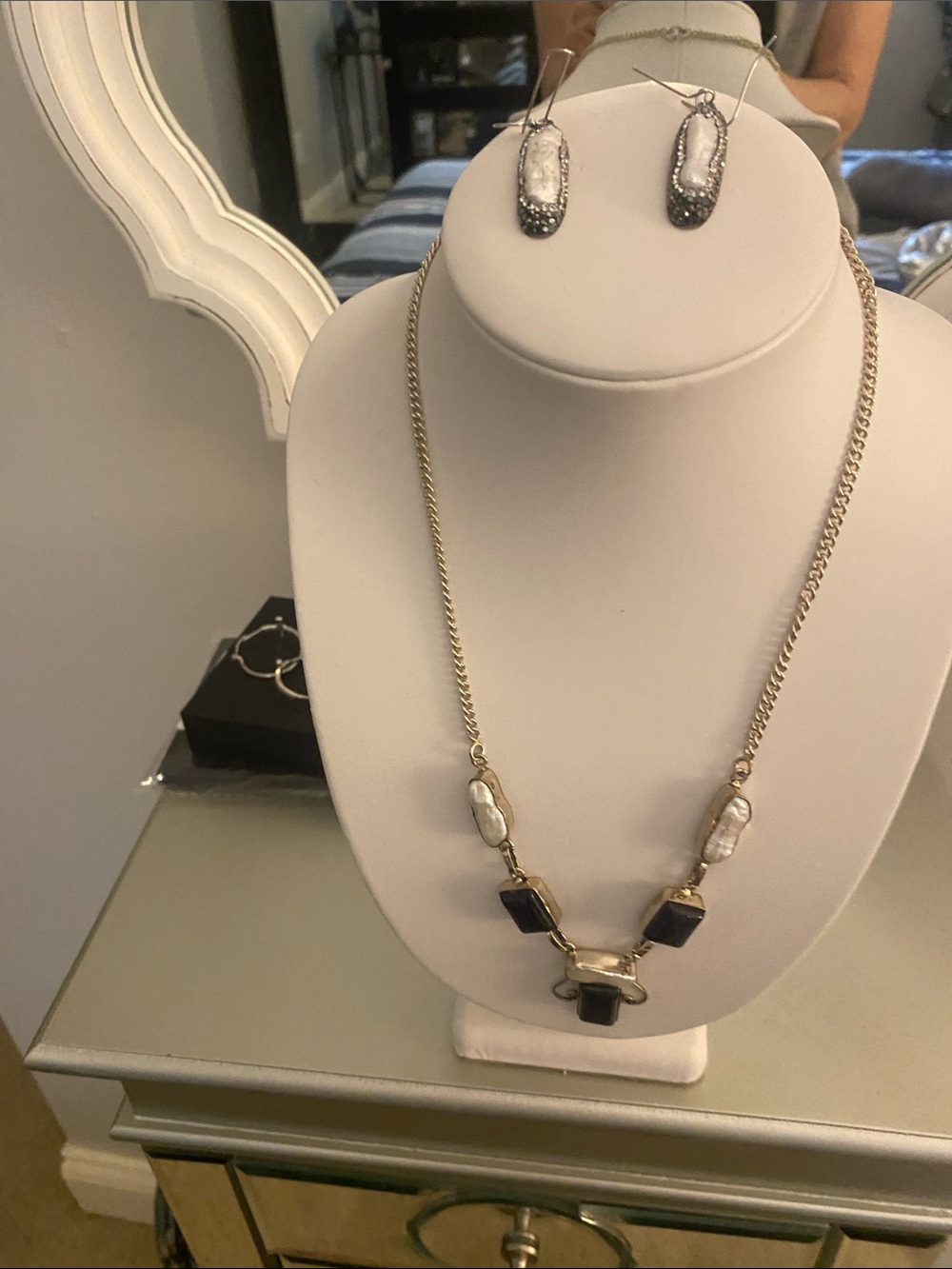 Silver Tone Necklace with White Pearlescent and Black Accents